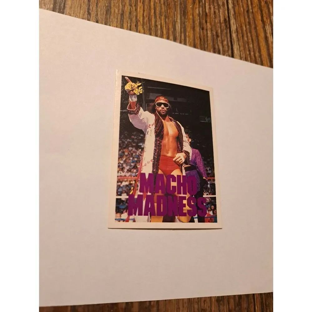 Vintage 1990 Classic WWF Macho Man Randy Savage #126 Trading Card Wrestling